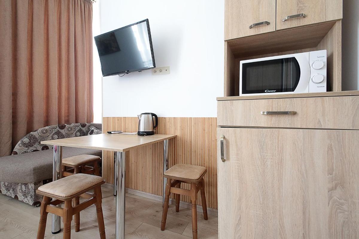 Buk Apartments On Doroshenka 29 Lviv Exteriör bild